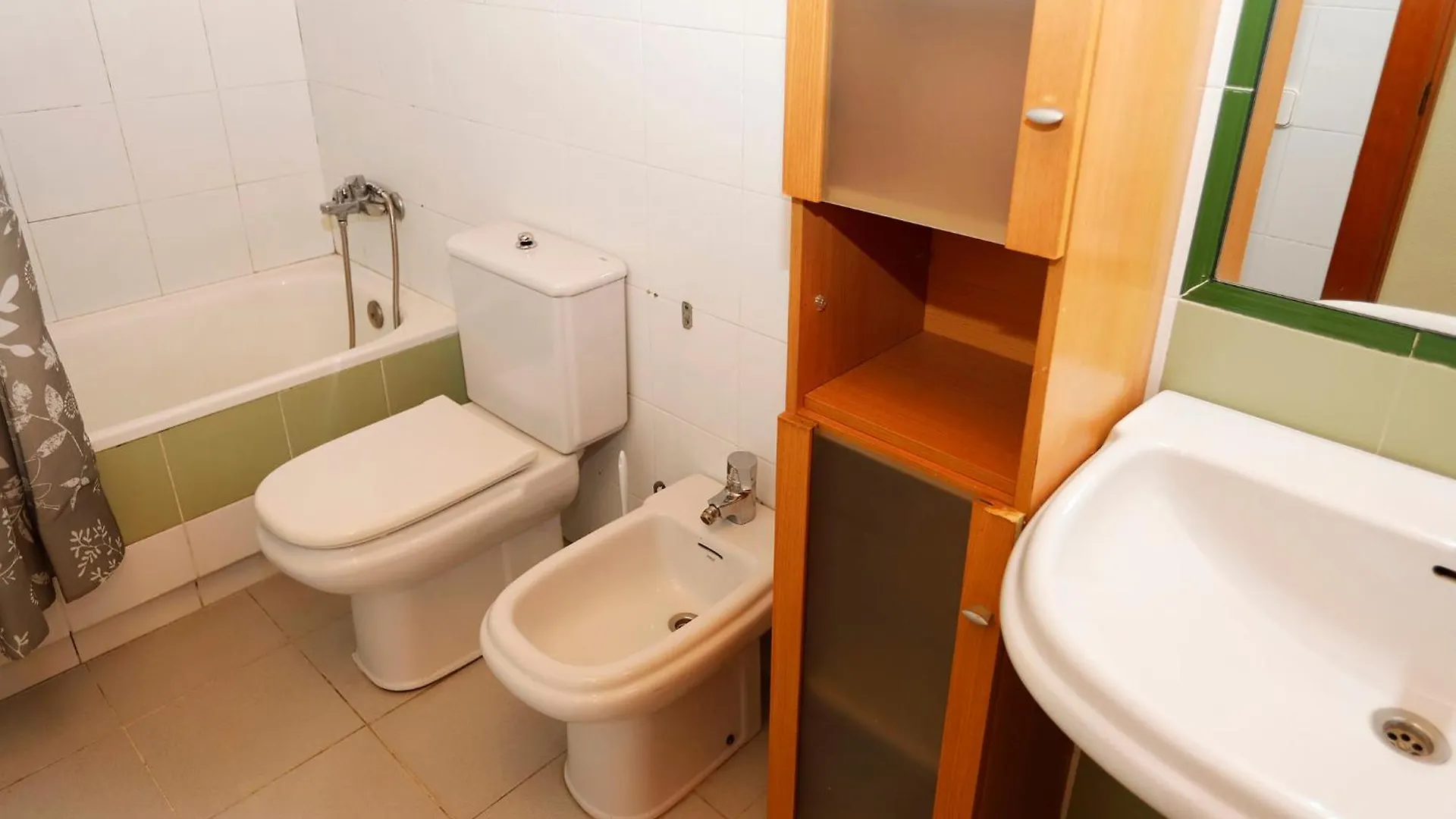 At007 Apartamento A 150 M De La Playa Torredembarra 0*,  Španělsko